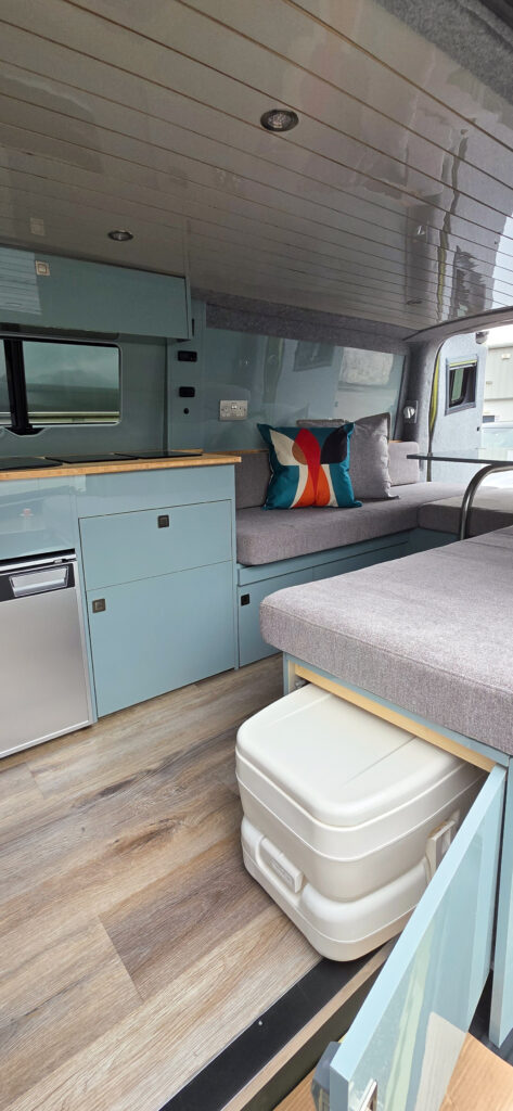 Campervan camper van conversion volkswagen T6 T7